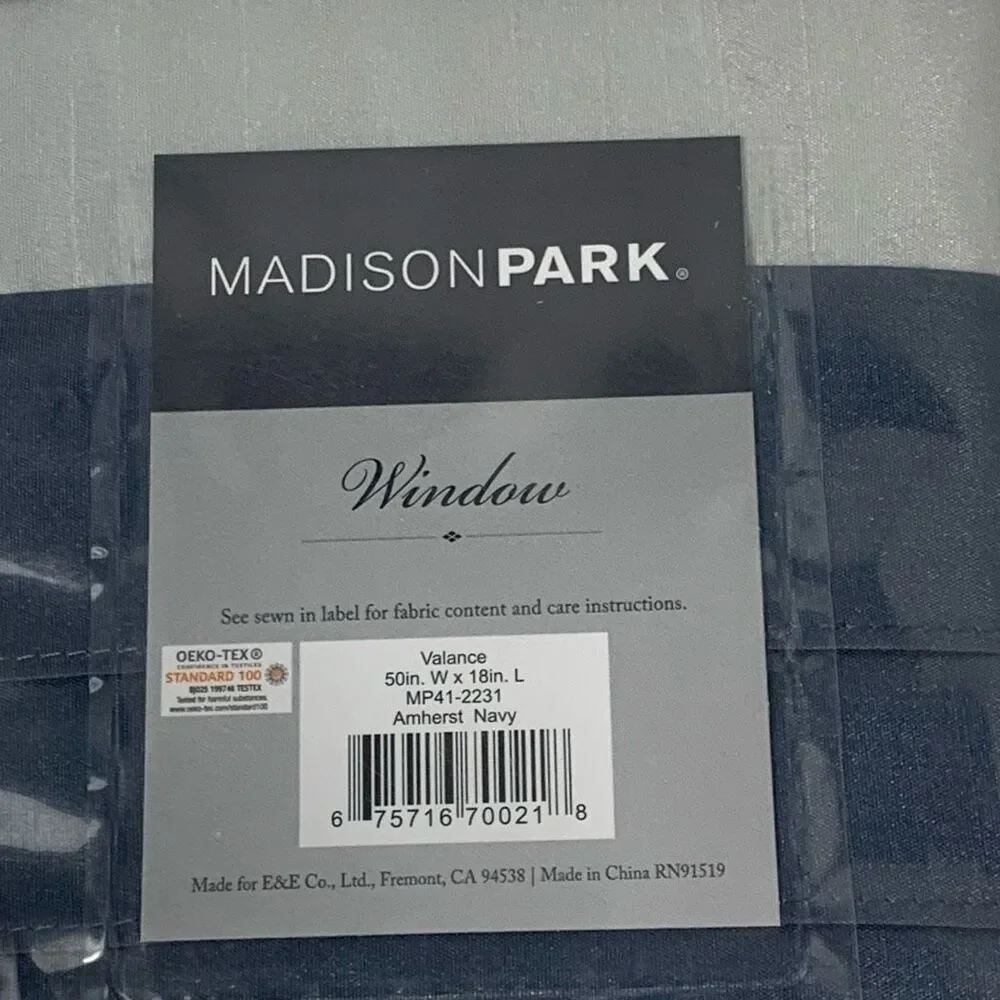 Madison Park Home Decor Window Valance Amherst Navy Blue‎ 50x18 New in Package